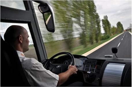Fontos tudnivalók a gépkocsivezető(k) vezetési- és pihenőidejének szabályozásáról